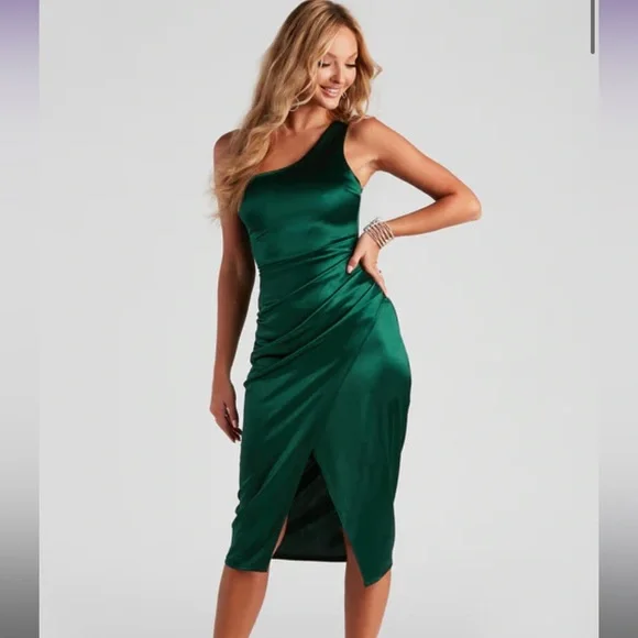 Windsor | Dresses | Green One Shoulder New Homecoming Dress | Poshmark Windsor | Dresses | Green One Shoulder New Homecoming Dress | Poshmark